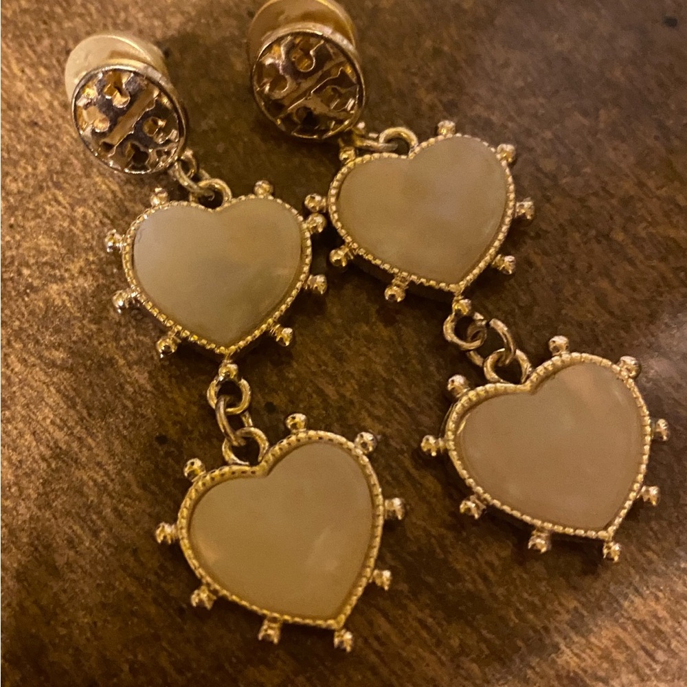 Authentic Tory Burch earrings with pouch - Picture 3 of 4